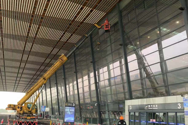 门头沟玻璃幕墙维护和保养